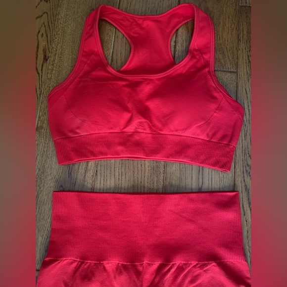 Workout Set - Picture 2 of 2